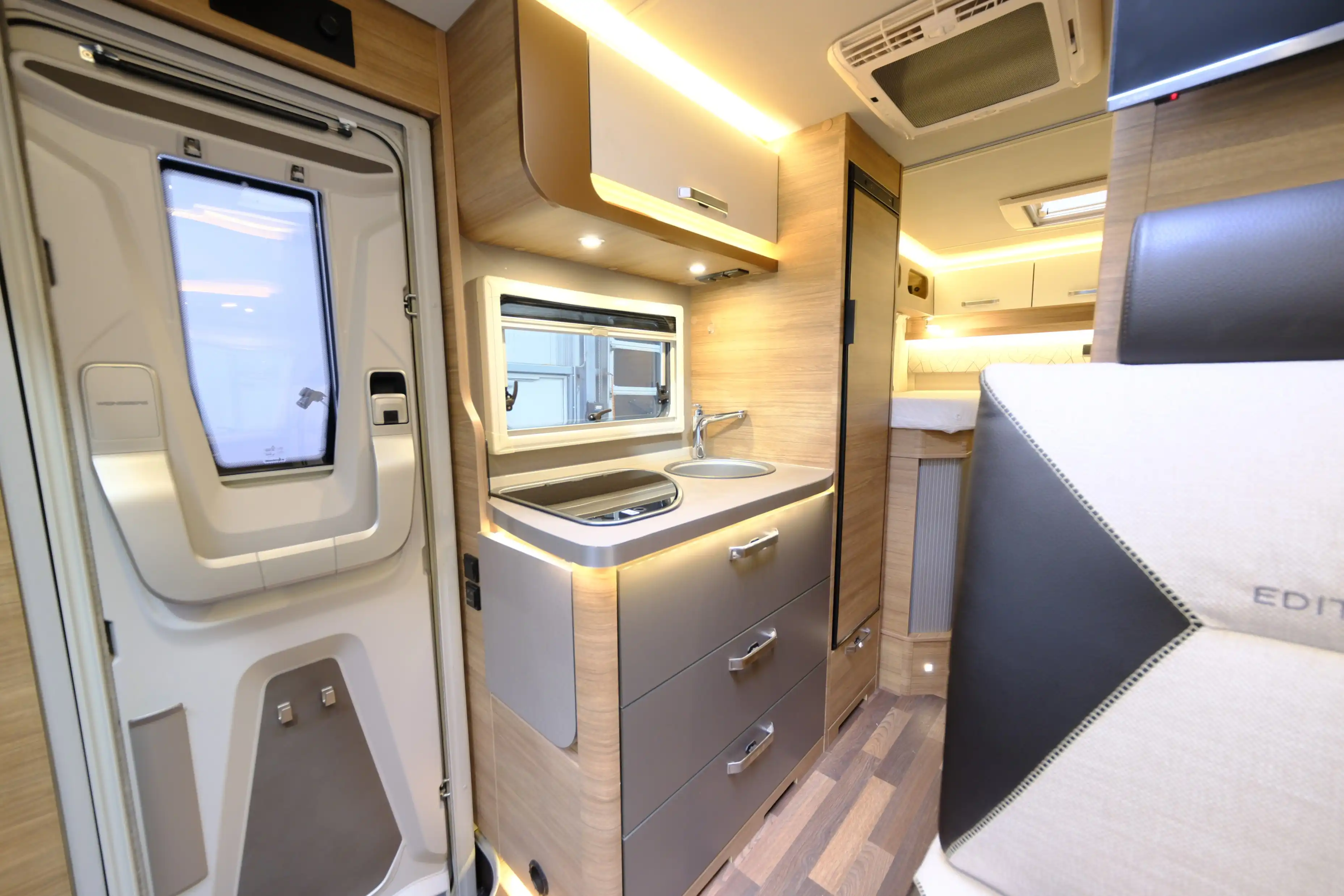 WEINSBERG CaraCompact Pepper Edition Automatik - Ansicht 11